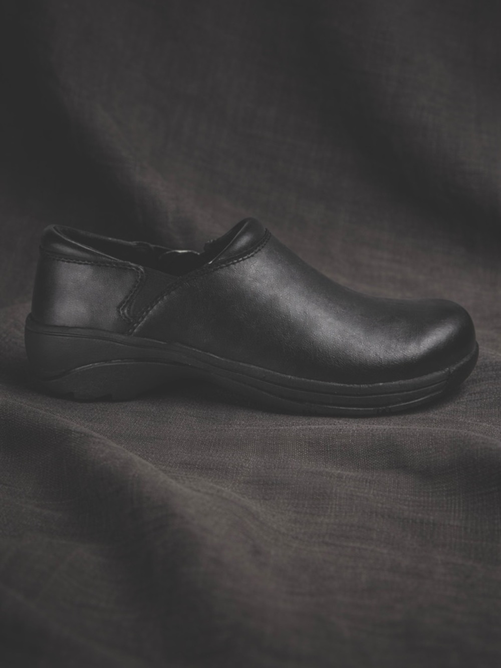 Mozo Women’s Forza Slip Resistant Work Clogs | Size 7.5